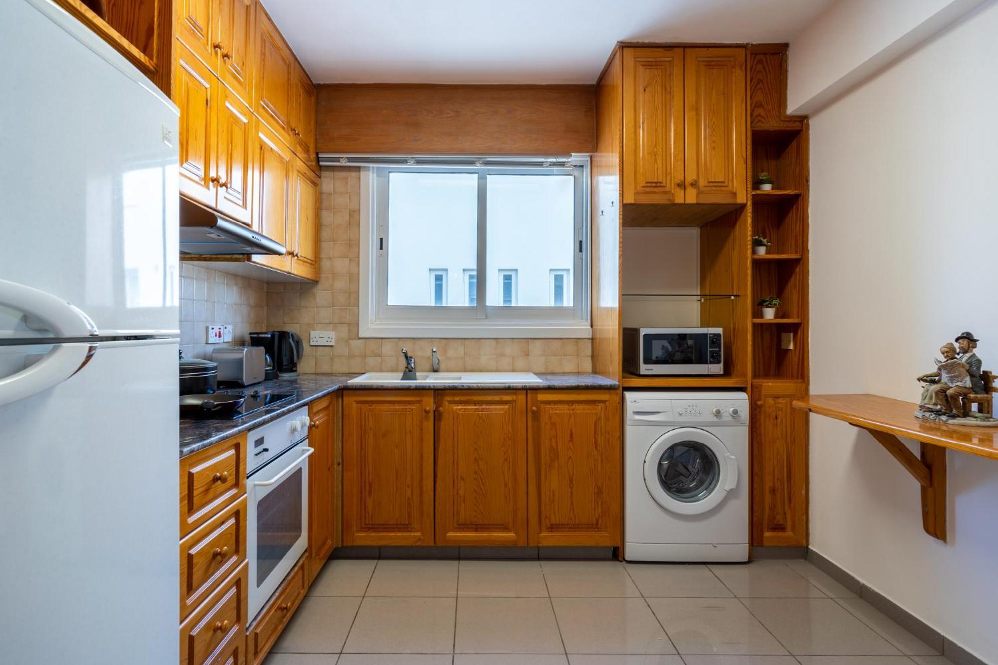 Jayde 2-Bedroom Apartment In Larnaca Exterior foto